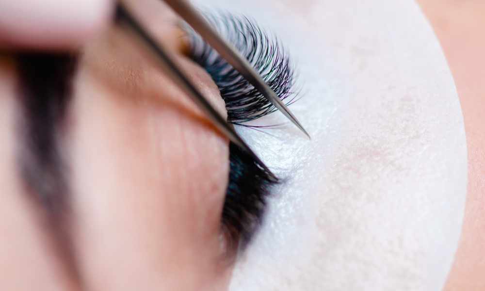 Marketing Strategies for Eyelash Extension Services